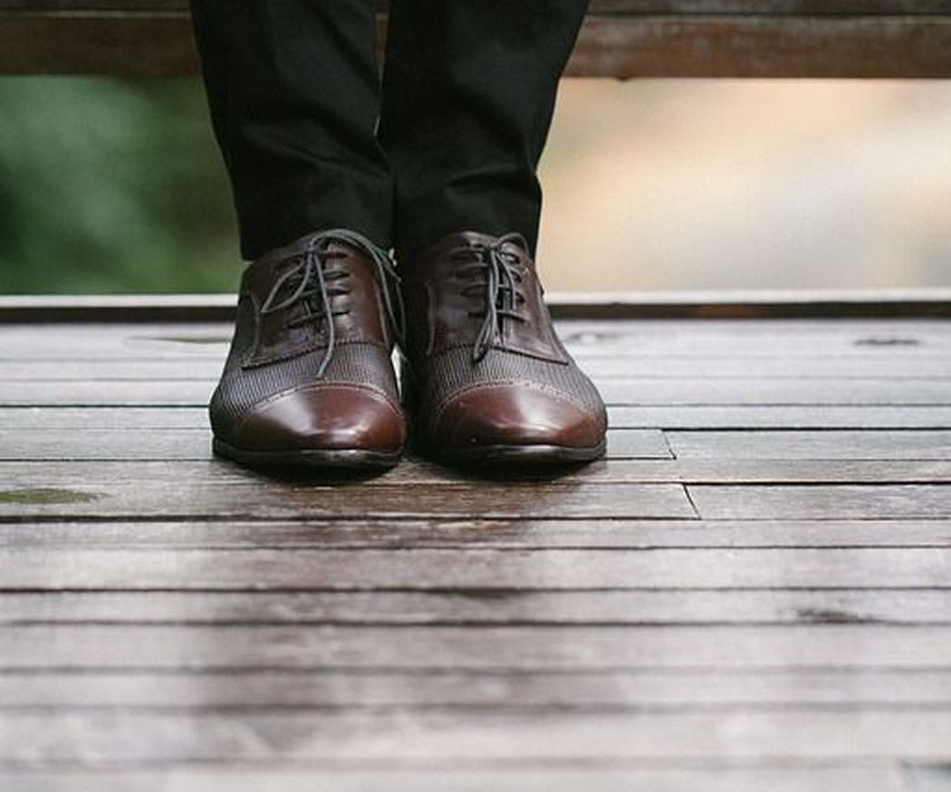 El zapato negro Oxford: un clásico básico que no puede faltar en tu armario