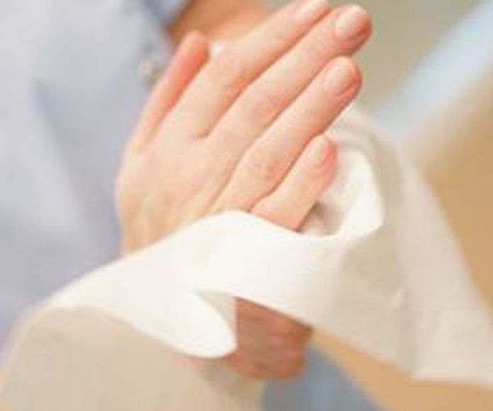    El uso de toallas de papel, la vía más higiénica para secar las manos