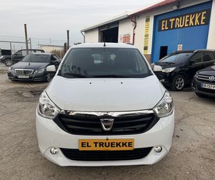 Dacia lodgy 1.4 i 82 cv del 2016 con 260.000 km