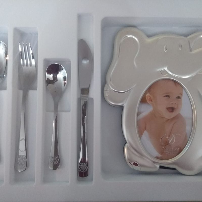 Estuche con cubiertos y marco de elefante: Catálogo de Joyería Izquierdo
