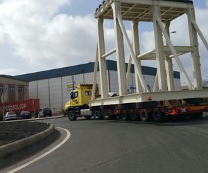 Transporte de material al puerto