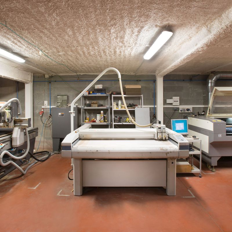 Instal·lacions i maquinària: Serveis i productes de Troquels Geser