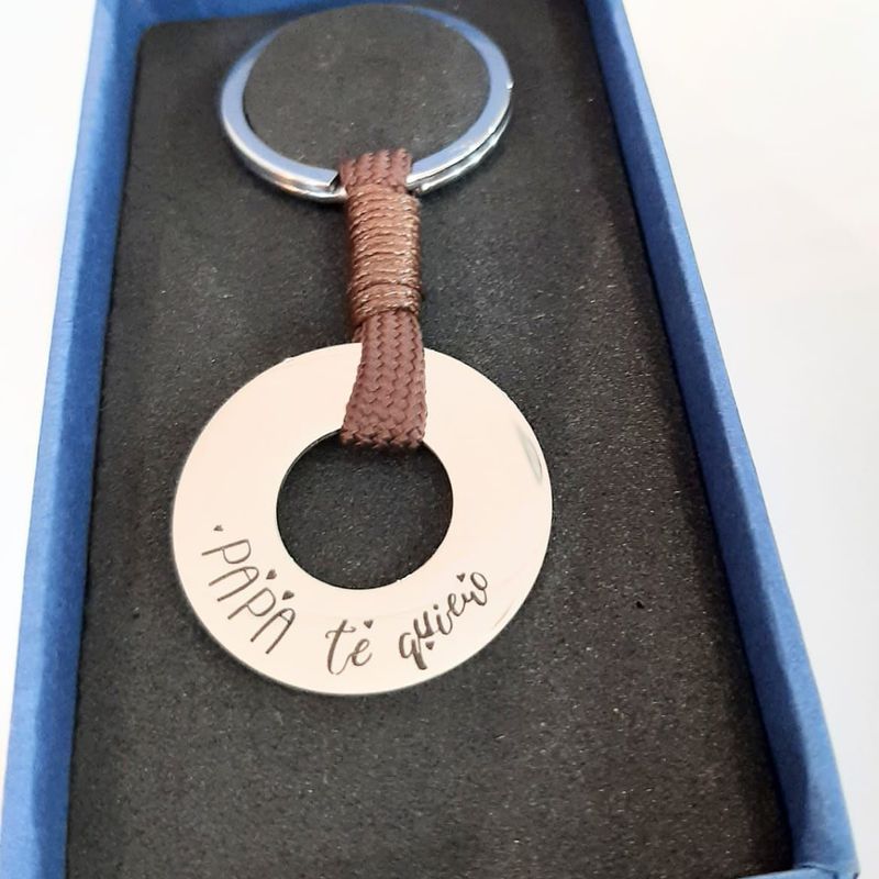 Llavero en acero grabado a láser: Catálogo de Joyería Izquierdo