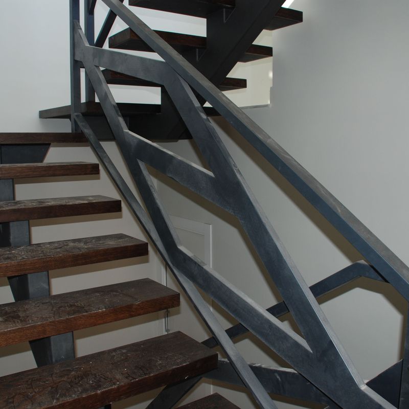 Escaleras de hierro para interior: Productos y servicios de Diluman