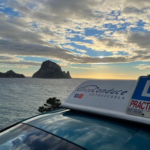 La mejor autoescuela de Ibiza para sacarte el carnet de conducir