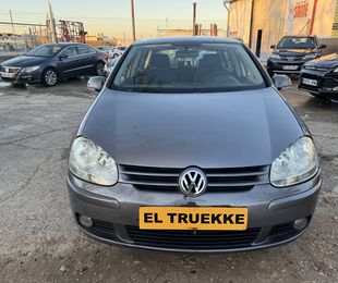 Volkswagen golf 1.9 tdi 105 cv del 2005 con 370.000 km