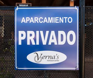 APARCAMIENTO