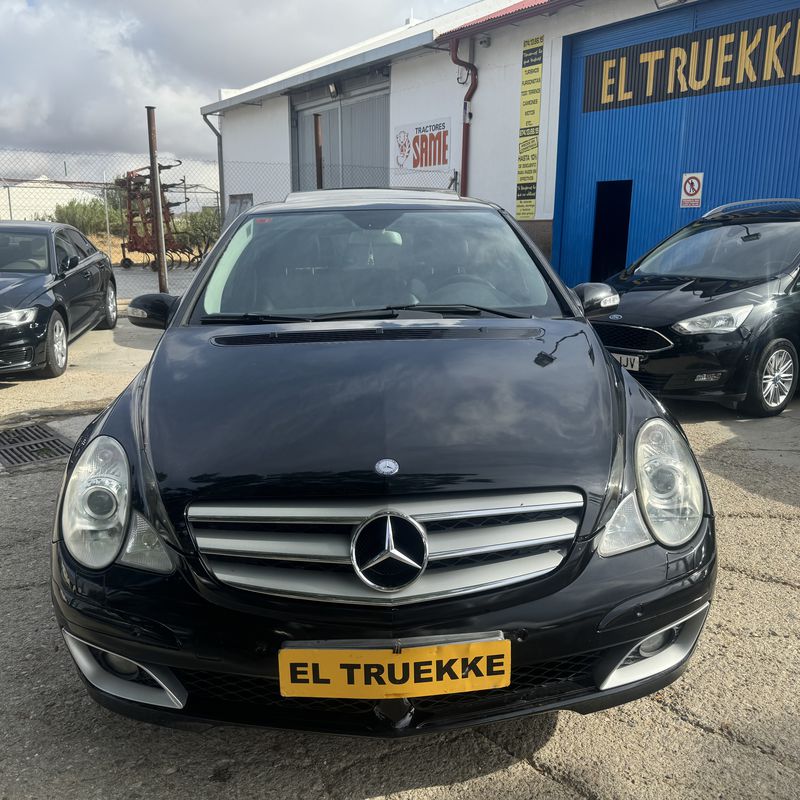 Mercedes R 320 cdi 4 matic 225 cv del 2007 con 295.000 km: Stock de Vehículos de El Truekke