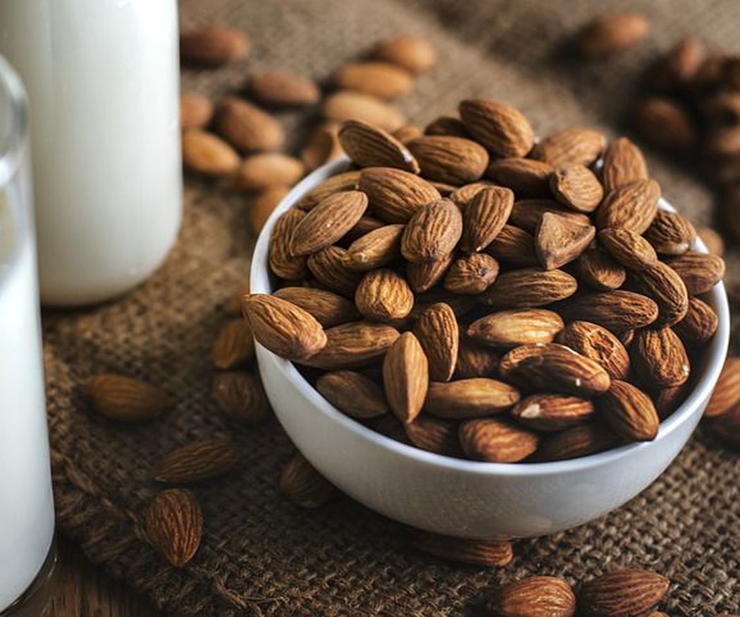 Leche de almendras: deliciosa y para todos