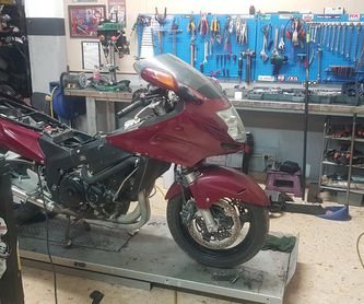 Reparación y pintura de carenados: Catálogo de Thunderbikes Motos