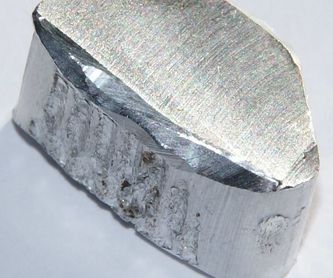 Botes aluminio: Productos  de Hierros y Metales Ferrer, S.A.