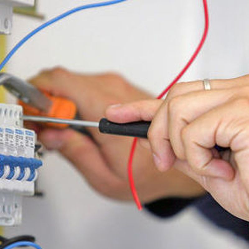 Cuadros eléctricos: Servicios de Instalaciones Eléctricas Davó