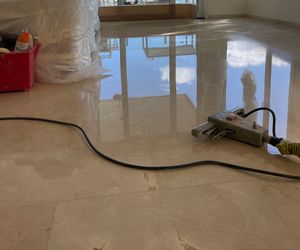 Pulido y vitrificado en suelos de mármol, terrazo y granito en Mallorca