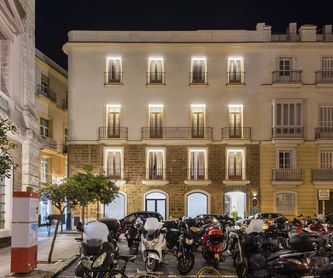 SPA HOTEL PUERTOBAHIA: Proyectos de VILCHES ARQUITECTOS S.L.P