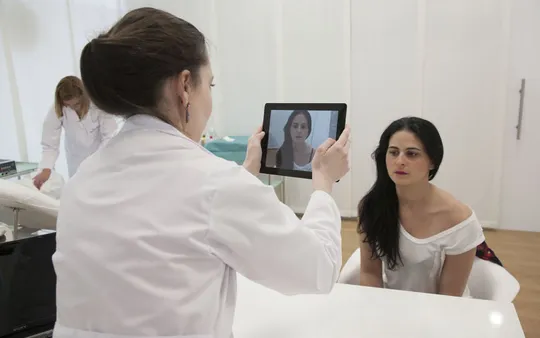 Surcos y pérdida de volumen en Gijón 