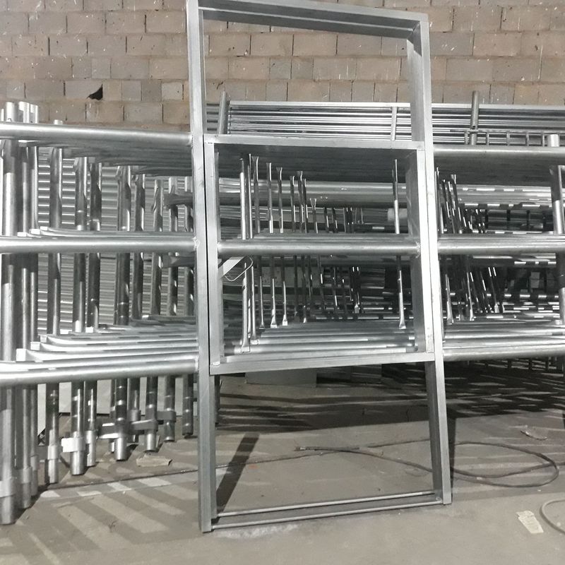 telera para caballo con puerta de paso: NUESTROS PRODUCTOS de Grupo Medina