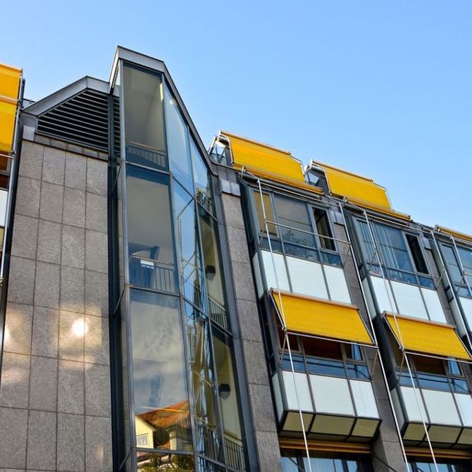 Normas sobre la instalación de toldos en las comunidades de vecinos