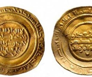 Descubren un tesoro vikingo con dinares de oro en Dinamarca