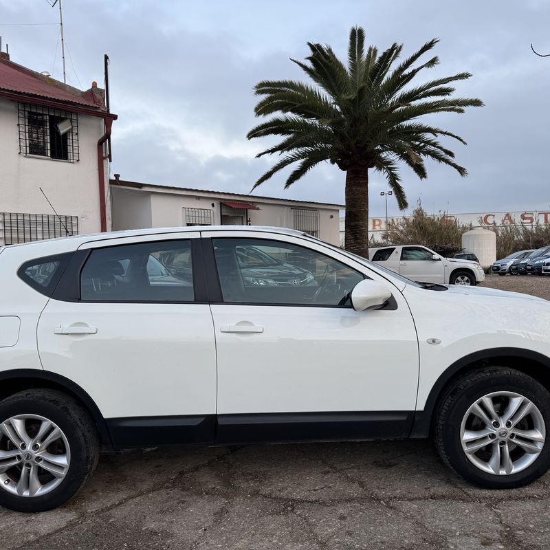 Nissan Qashqai 1.5 dci 110 cv del 7/2012 con 210.000 km: Stock de Vehículos de El Truekke