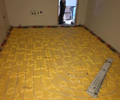 Instalación de suelo radiante.