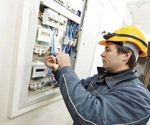 Instalaciones y reparaciones de electricidad