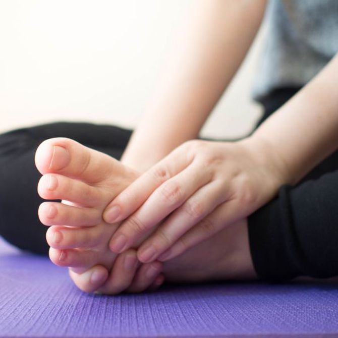 ¿Cómo se cura el papiloma de los pies?