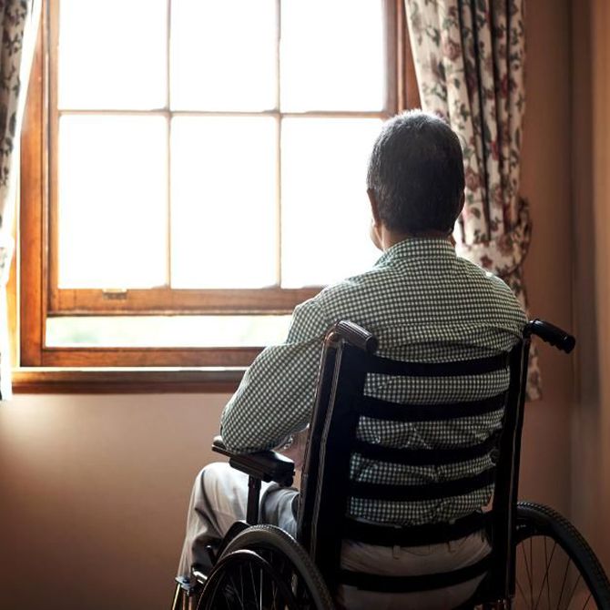 ¿Cómo combatir la soledad de las personas mayores?