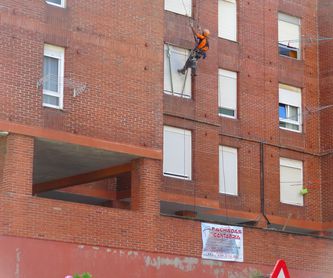 Rehabilitación de patios de luces en Santander-Torrelavega.: Trabajos de Fachadas Cantabria