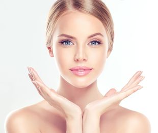 Lápiz dérmico con principios activos Mesoestetic