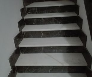Limpieza, pulido y abrillantado de paredes, fachadas, escaleras y escalones