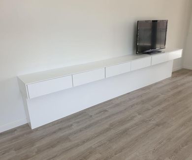 Mueble de salón con sistema push