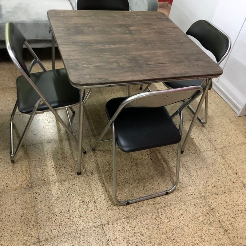 Mesa cuadrada y 4 sillas plegables: Productos de Remar Castellón