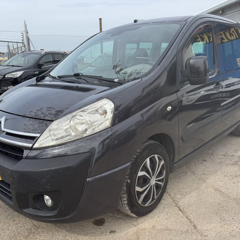 Citroën Jumpy 2.0 hdi 120 cv 8 plazas 2008 con 260.000 km: Stock de Vehículos de El Truekke