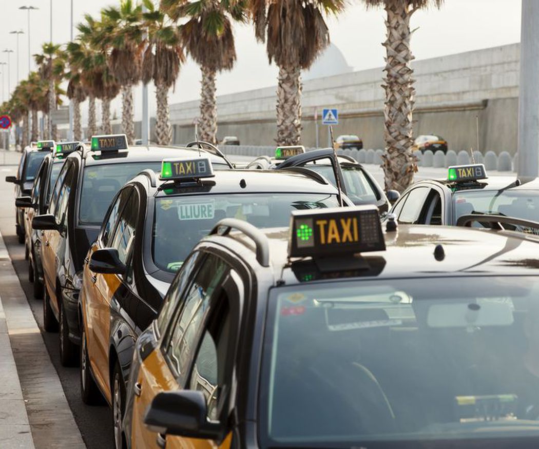 Los taxis la mejor opción para tu vuelta a casa