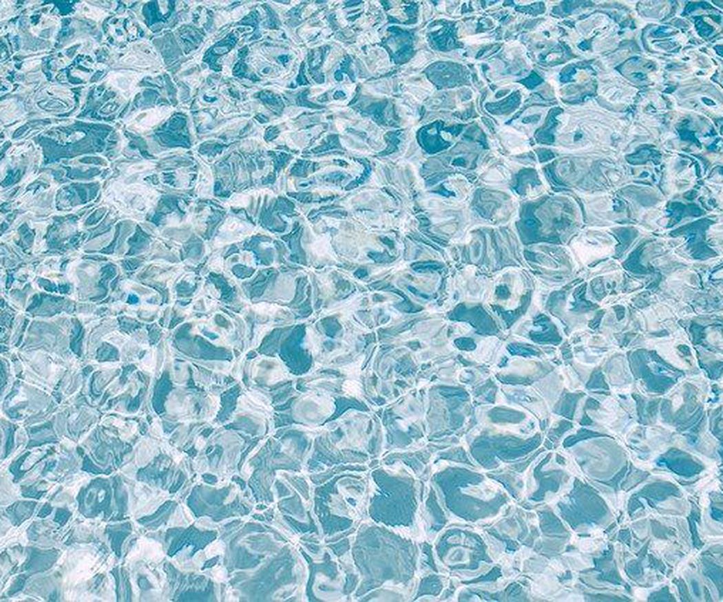 Razones por las que debes cubrir tu piscina en invierno