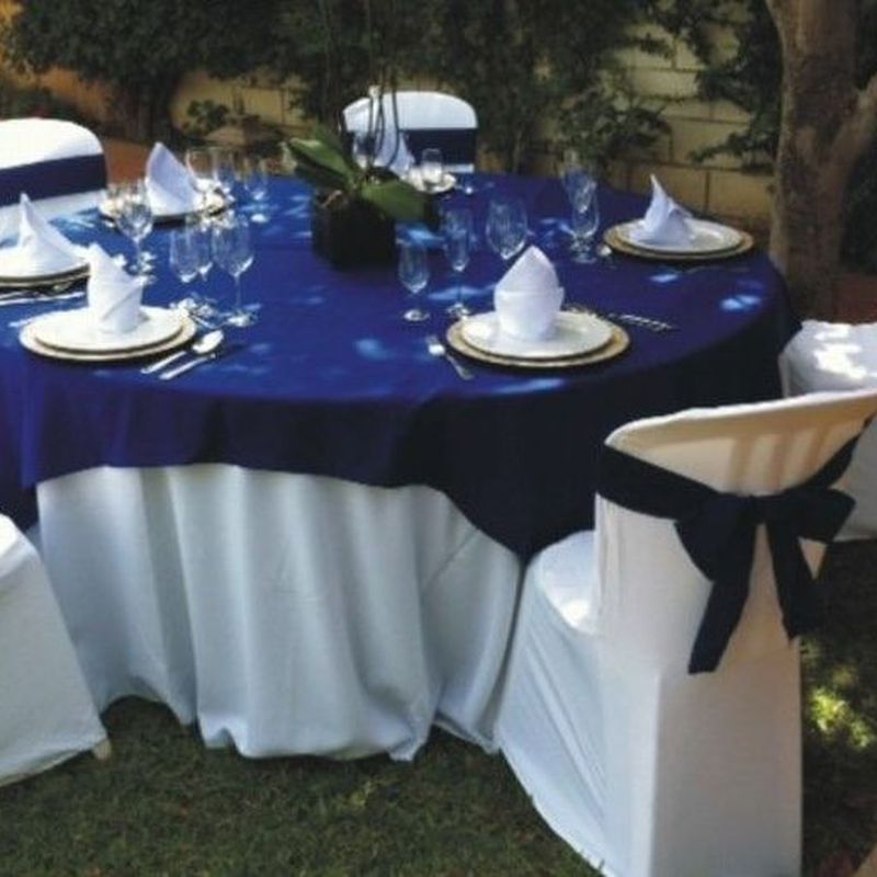 CUBREMANTEL PARA MESA REDONDA COLOR AZUL