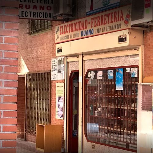 Instalación, reparación y accesorios de tendederos de sol en Madrid