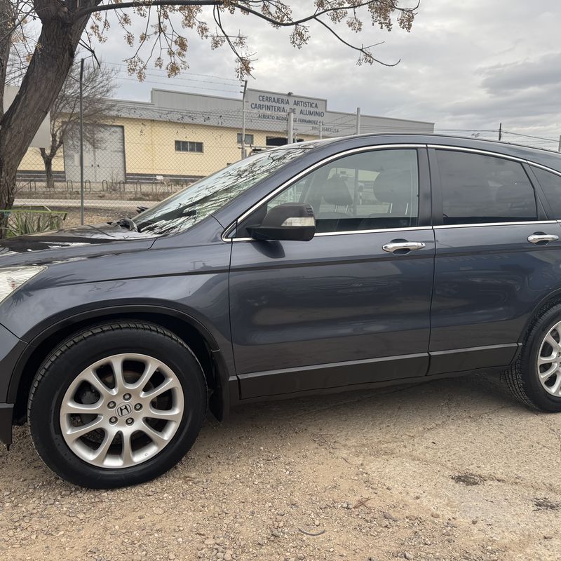 Honda crv executive 4x4 2.2 ictdi 140 cv del 2008 con tan solo 170.000 km: Stock de Vehículos de El Truekke