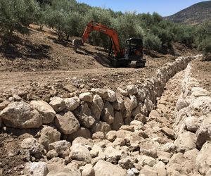 Excavaciones y movimientos de tierra