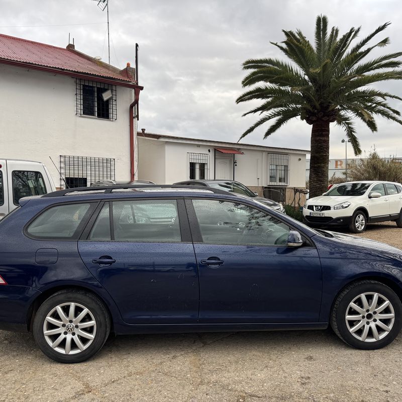 Volkswagen golf 1.9 tdi 105 cv del 2009 con 316.000 km: Stock de Vehículos de El Truekke