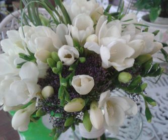 Bouquet con claveles: Catálogo de El Jardín de Churruca
