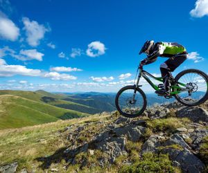 Claves para elegir la mejor suspensión para una bicicleta de montaña