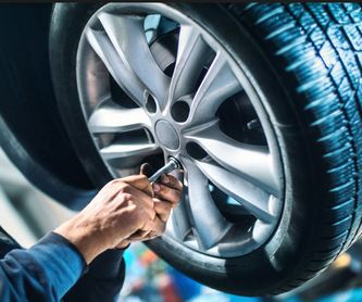 Mecánica rápida: Servicios de Neumáticos Mora
