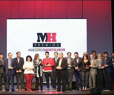 PREMIOS MAESTROS HOSTELEROS Y BRAVO DECO. Valladolid 28 de abril de 2017
