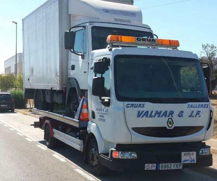 Asistencia en carretera 24 horas: Servicios  de Valmar & JF Asistencia y Talleres