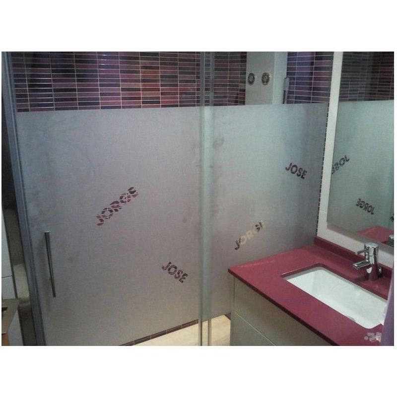 Bathroom screens: Products de Cristalería Juanco