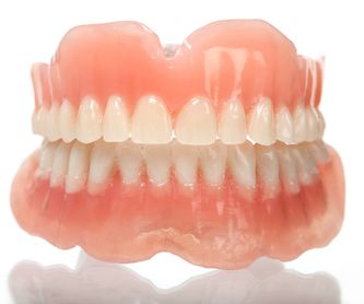 Estética dental: Tratamientos y servicios de Institut Dental Sils
