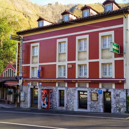 Restaurante con hospedería en Covadonga