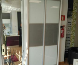 Instalación de espejos: Servicios de Cristalería La Herradura