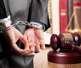 Derecho fiscal: Servicios de Despacho de abogados Armando Calderón